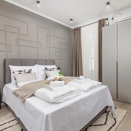 Molo Longo - Downtown Apartamento *