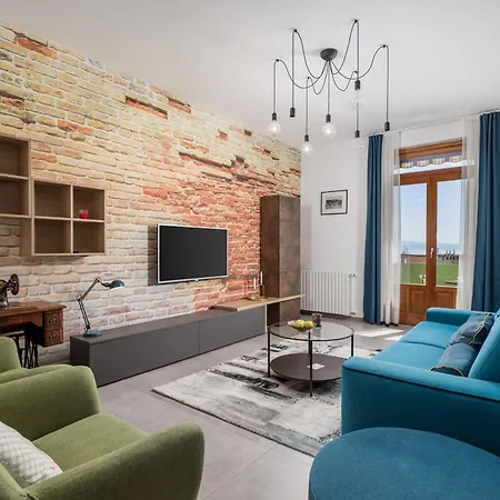 Molo Longo - Downtown * Rijeka