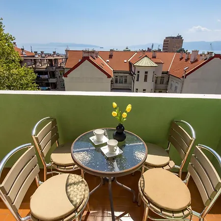 Molo Longo - Downtown Apartamento Rijeka