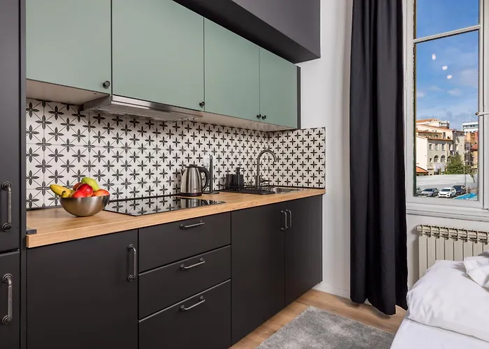 Molo Longo - Downtown Apartment *