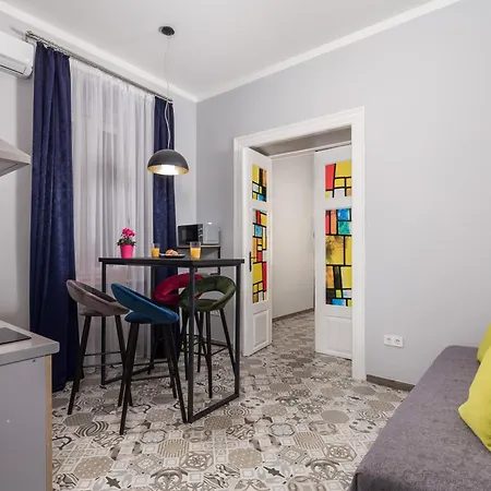 Molo Longo - Downtown Rijeka