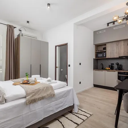 Molo Longo - Downtown Rijeka