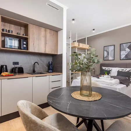 Molo Longo - Downtown Rijeka