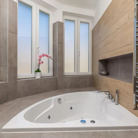 Molo Longo - Downtown * Rijeka