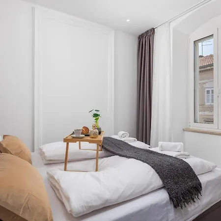 Apartment Molo Longo - Downtown *