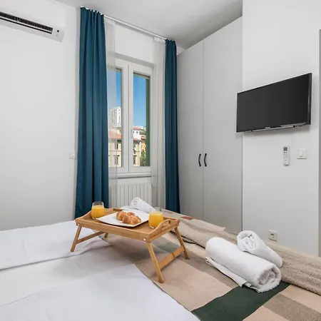 Molo Longo - Downtown Apartamento Rijeka