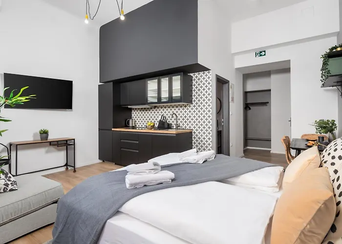 Molo Longo - Downtown * Rijeka