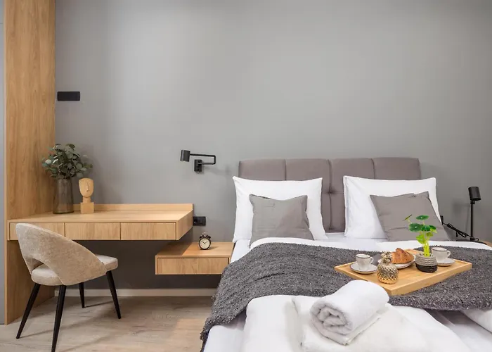 Molo Longo - Downtown Rijeka