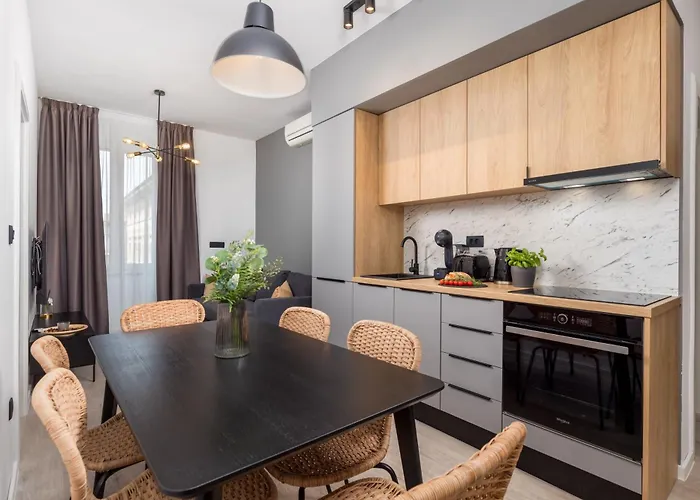 Molo Longo - Downtown Apartament *
